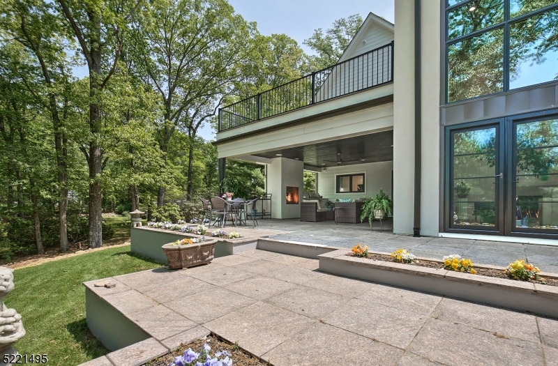 Round Top - Residential