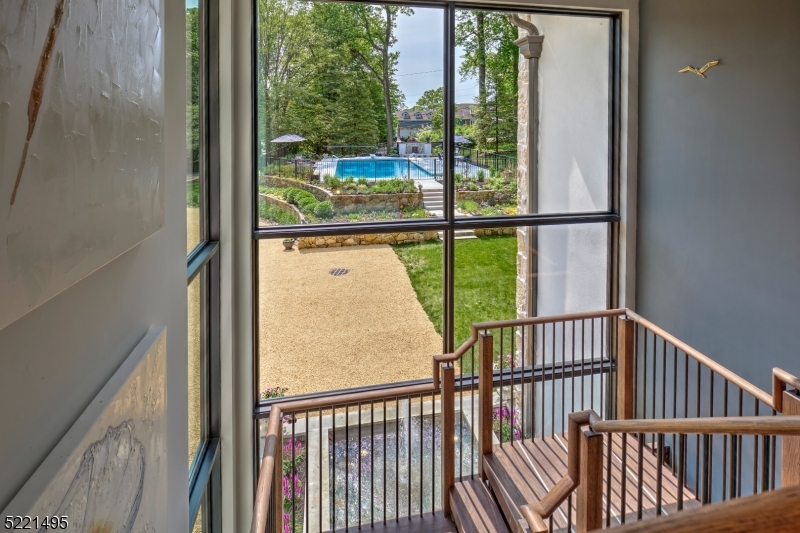 Round Top - Residential