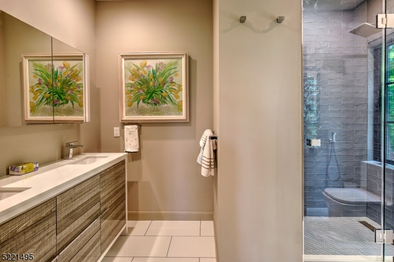 Round Top - Residential