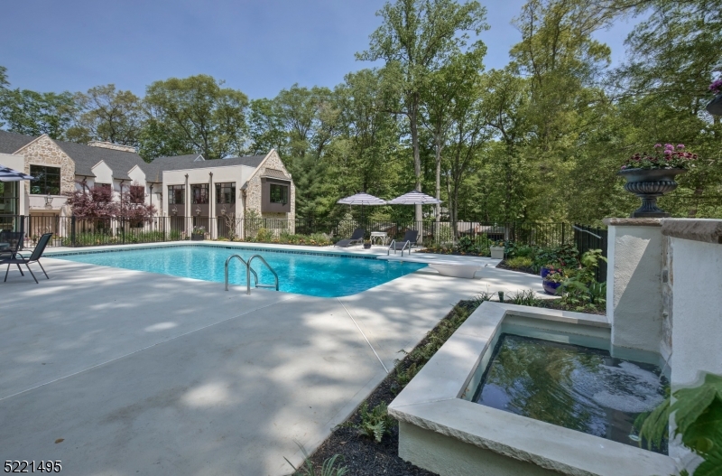 Round Top - Residential