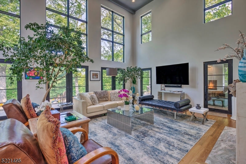 Round Top - Residential