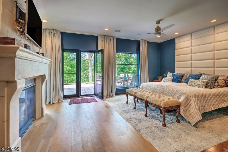 Round Top - Residential