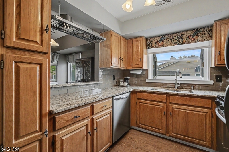 Crestmont - Residential