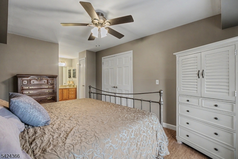Crestmont - Residential