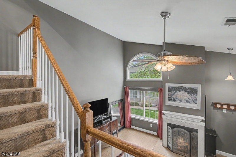 Crestmont - Residential