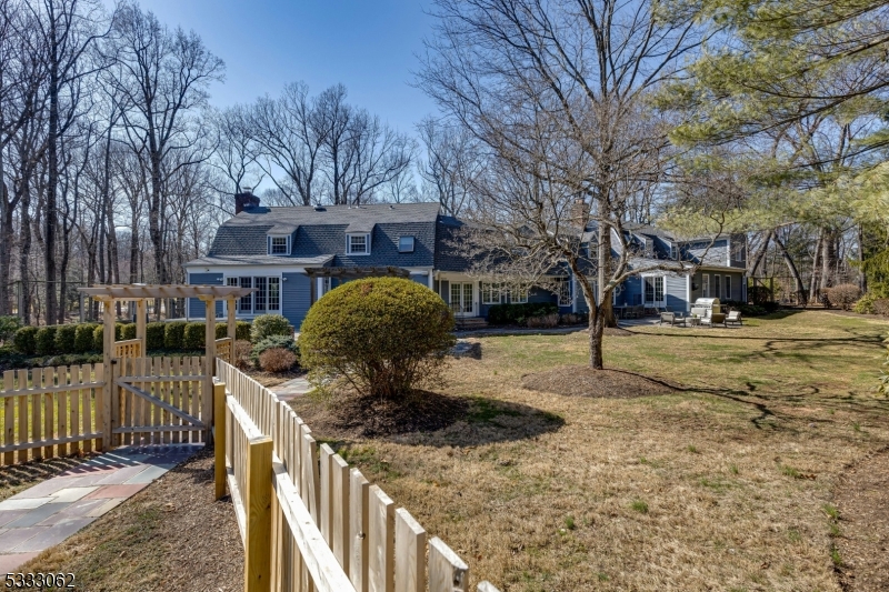 Coveted Cul-de-Sac - Residential