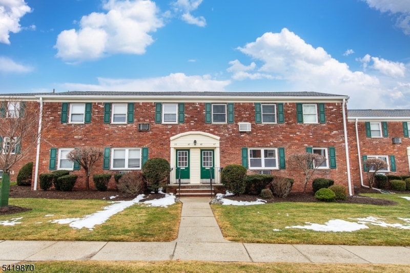 Parkside Gardens - Residential