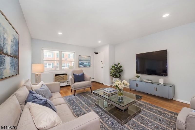 Parkside Gardens - Residential