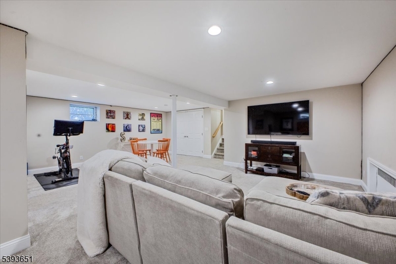 Spring Ridge - Residential