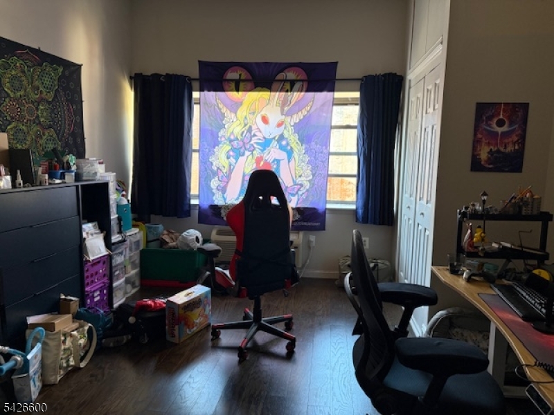 Renaissance Towers - Residential