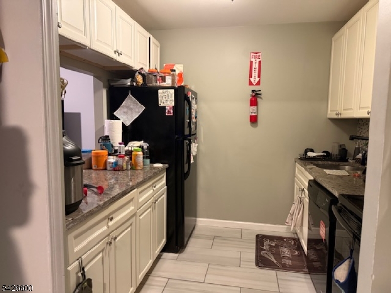 Renaissance Towers - Residential