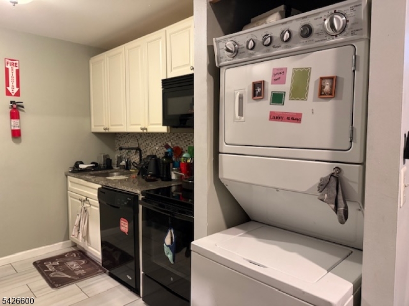 Renaissance Towers - Residential