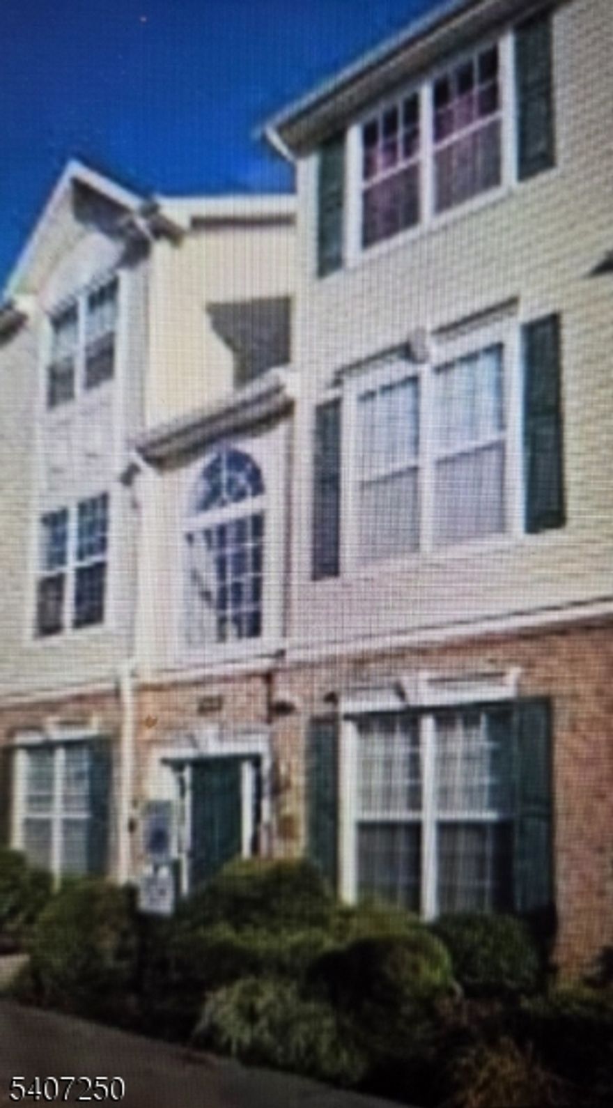 This Immaculate condo is perfectly set on the first floor and offers patio doors leading to the space behind! The interior of this home has amazing architectural elements such as the rounded corners on the drywall and the archways that open to the kitchen. The hardwood floors perfectly compliment the neutral wall color that is the perfect contrast balance with the white trim. Extra Height doors and tall ceilings make the space feel even more voluminous. The kitchen offers oak cabinetry and white appliances including a dishwasher! The bedrooms also have the same gorgeous gleaming hardwood floors that is found in the main living space! In addition to the amazing home, you are also in an amenity filled community with pool and clubhouse! Small 8x7 bonus space (dressing room) off the bedroom could be used as a nursery or den. Also as a GREAT small home office area for those working from home! Walk in closet with amazing custom shelving! Many community amenities including a pool, clubhouse and gym!! Minutes from Rt 22 & Rt 78. Under 5 miles to Easton. Minutes to Routes 22 & 78! Must see! NO PETS!!!