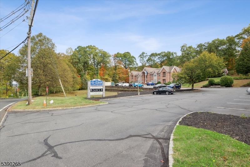 Warren Twp., New Jersey 07059, United States, ,Commercial,Active,226752