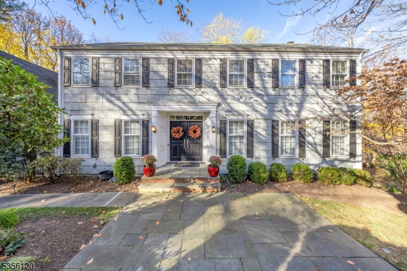 145 Colchester Rd