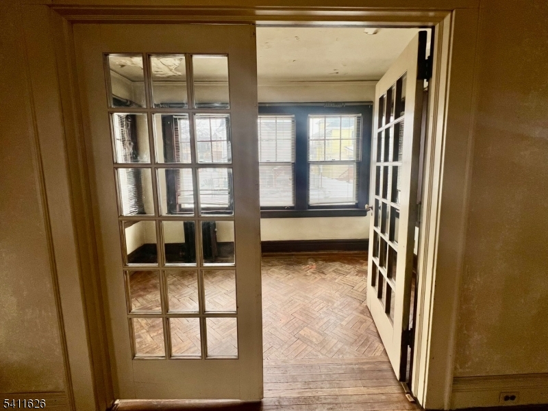 Presidential Section - Residential