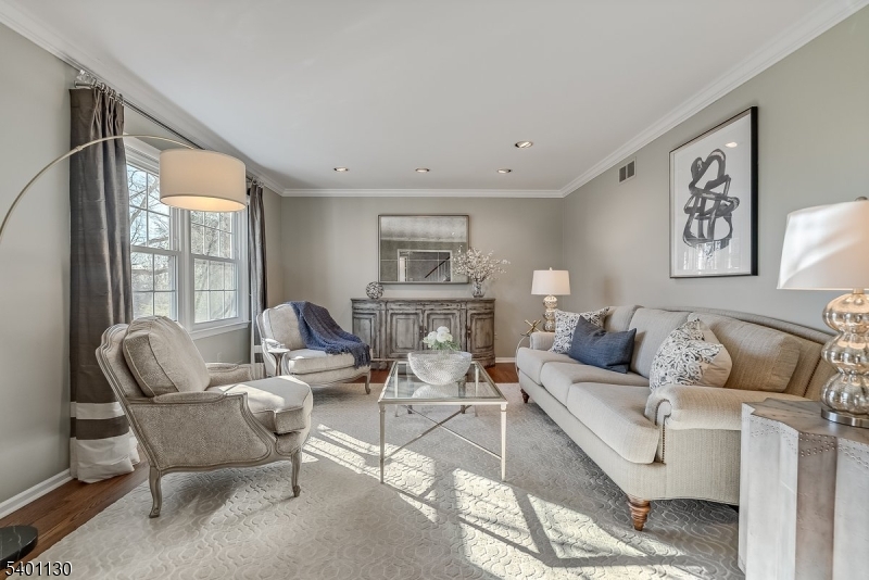 Baltusrol Top - Residential