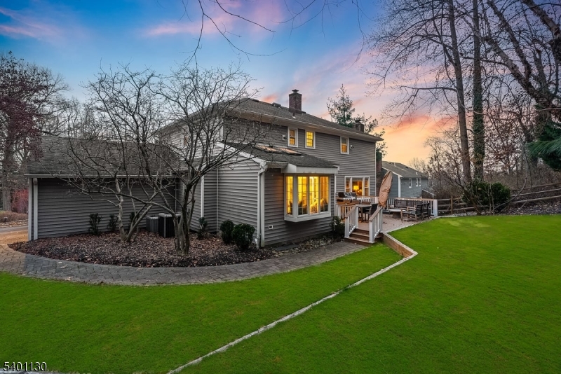 Baltusrol Top - Residential