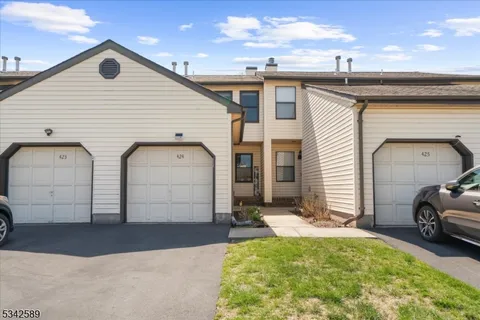 MLS: 3957785