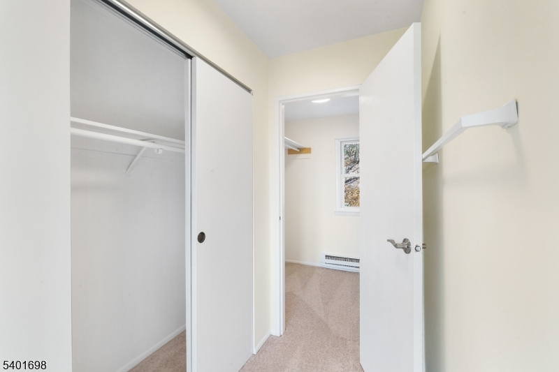 Mountain View Manor - Residential