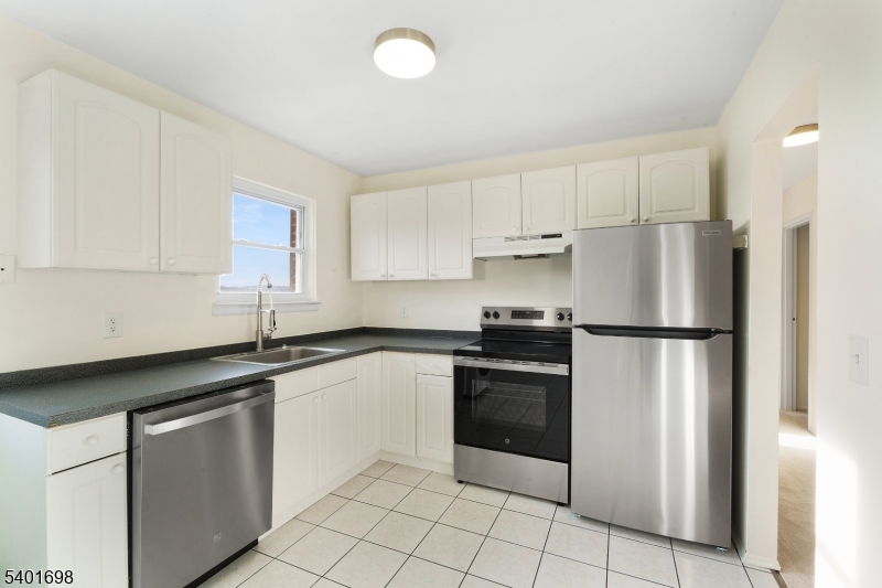 Mountain View Manor - Residential