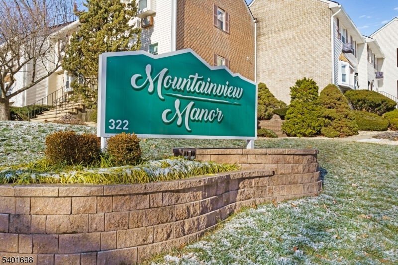 Mountain View Manor - Residential