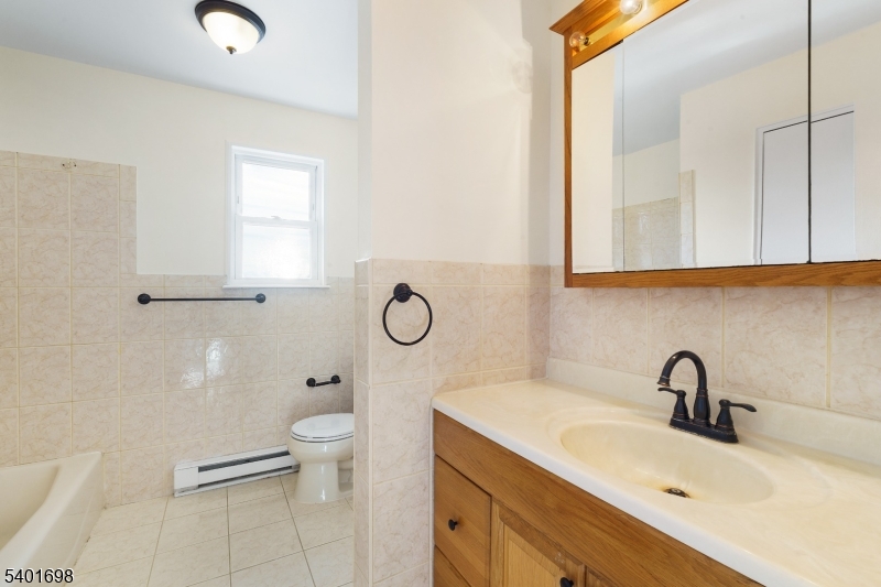 Mountain View Manor - Residential