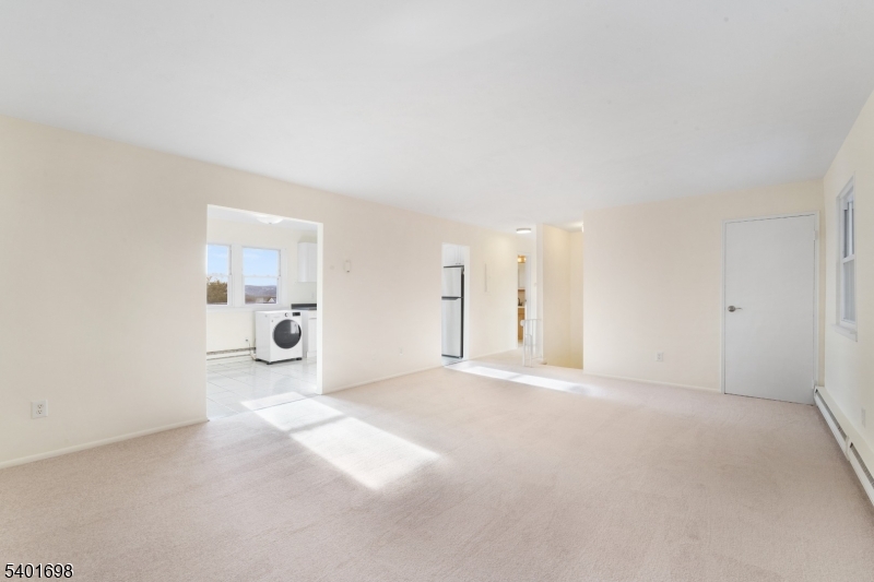 Mountain View Manor - Residential