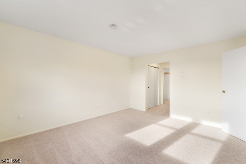 Mountain View Manor - Residential