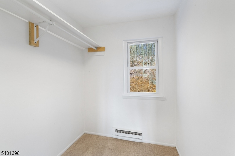 Mountain View Manor - Residential