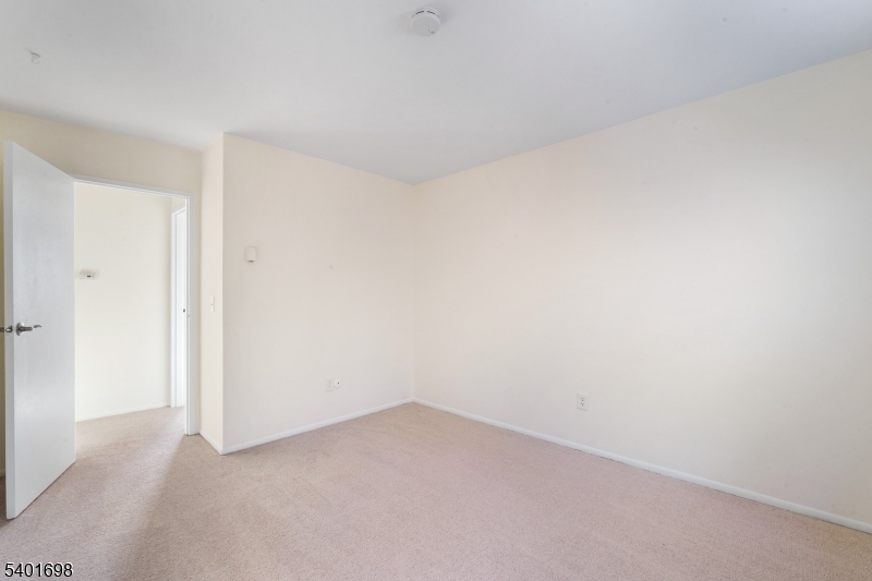 Mountain View Manor - Residential