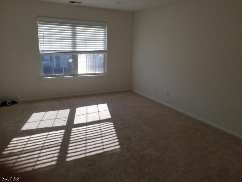 Stratton Meadows - Residential Lease