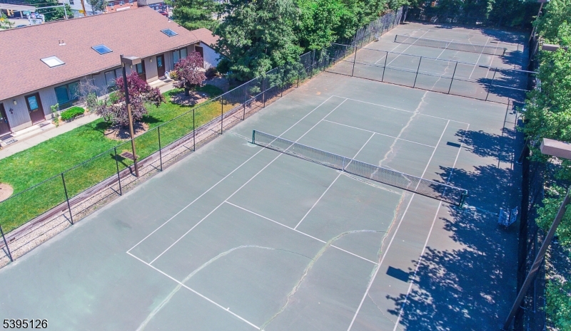 Wedgewood Knolls - Residential