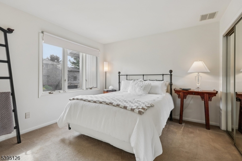 Wedgewood Knolls - Residential