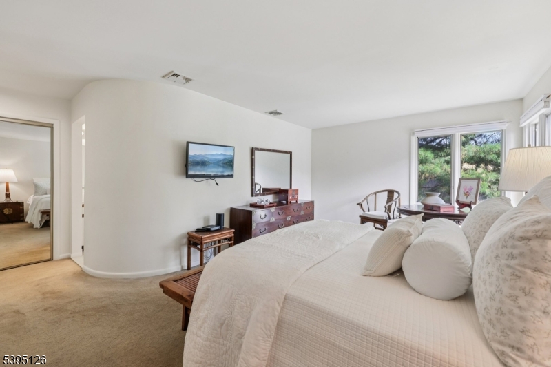 Wedgewood Knolls - Residential