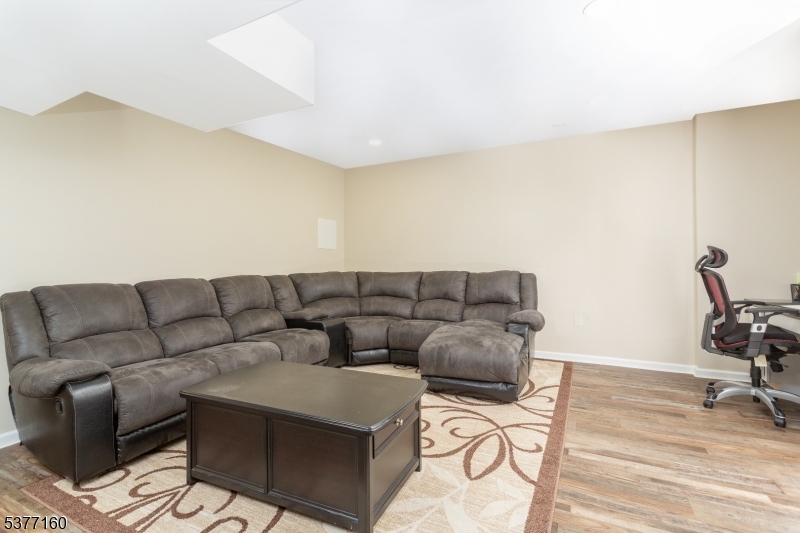 Forge Pone - Residential Lease