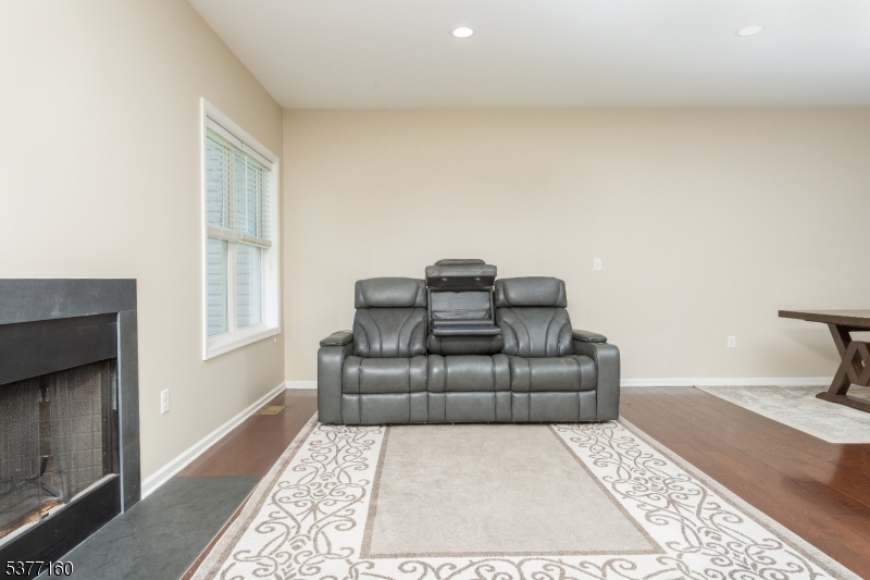 Forge Pone - Residential Lease