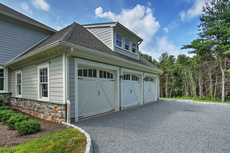 Fox Hunt Court - Residential