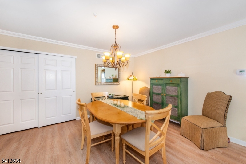 Seasons Glen - Residential