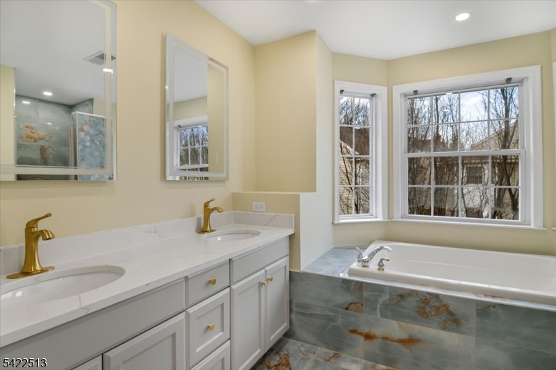 Arrowgate - Residential