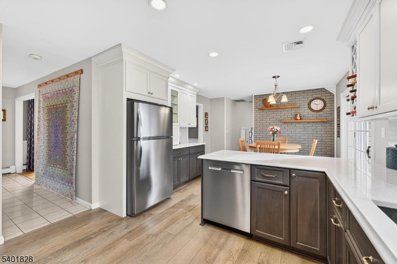 Schooleys Mountain - Residential