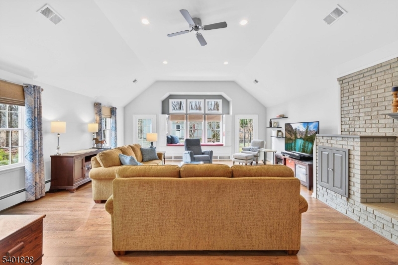 Schooleys Mountain - Residential