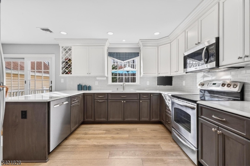 Schooleys Mountain - Residential