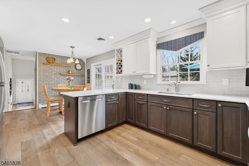 Schooleys Mountain - Residential