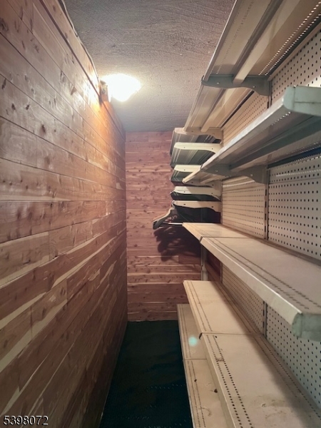 Englishtown - Residential