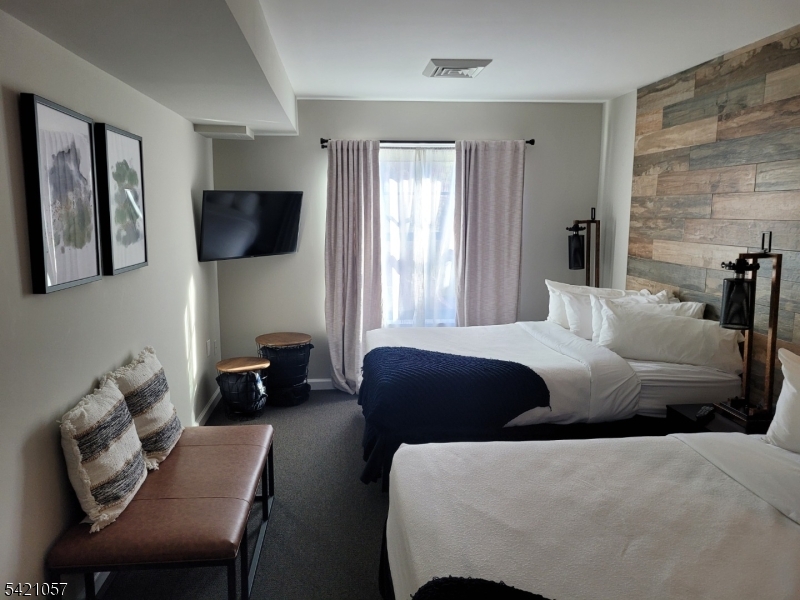 Mountain Creek - Residential