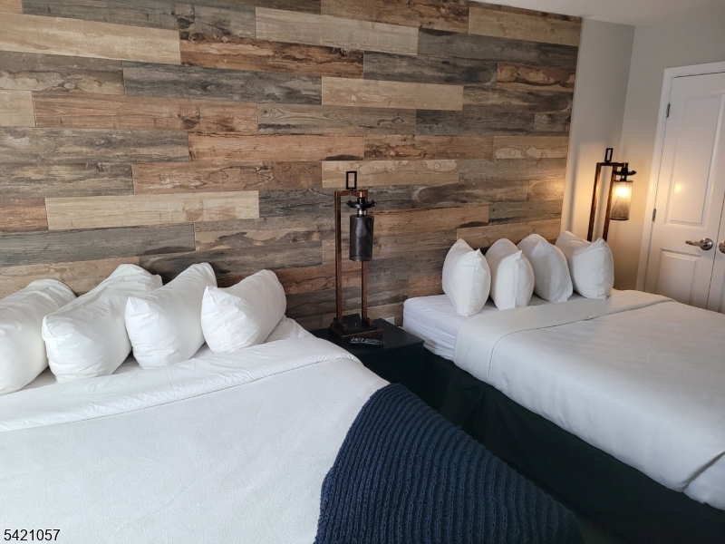 Mountain Creek - Residential