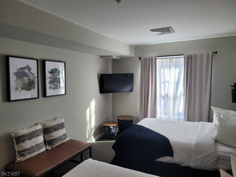 Mountain Creek - Residential