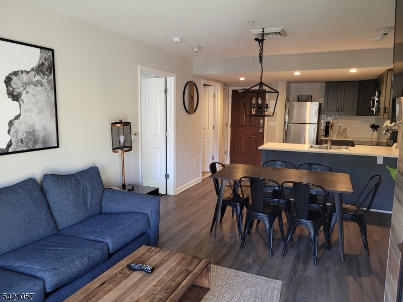 Mountain Creek - Residential