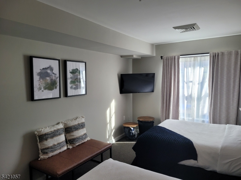 Mountain Creek - Residential